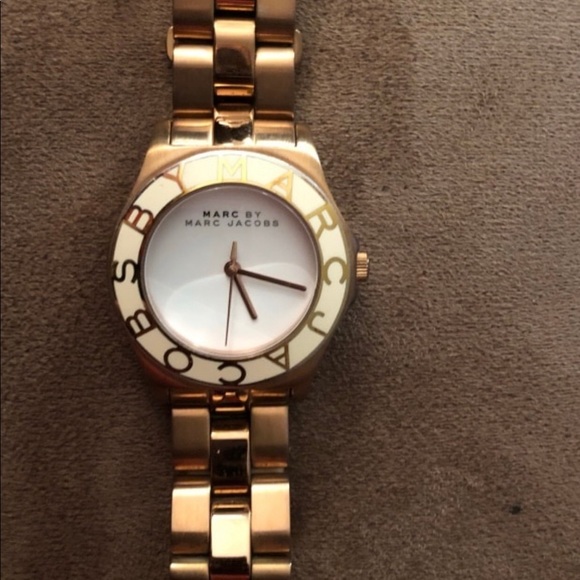Rose Gold Marc Jacobs Watch as is - Picture 2 of 3